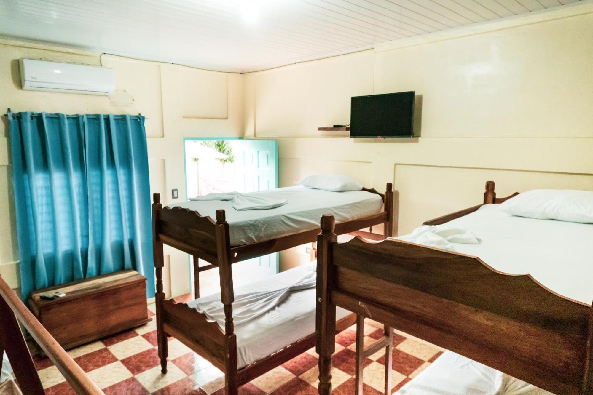 Hostal Eden Moyogalpa Extérieur photo
