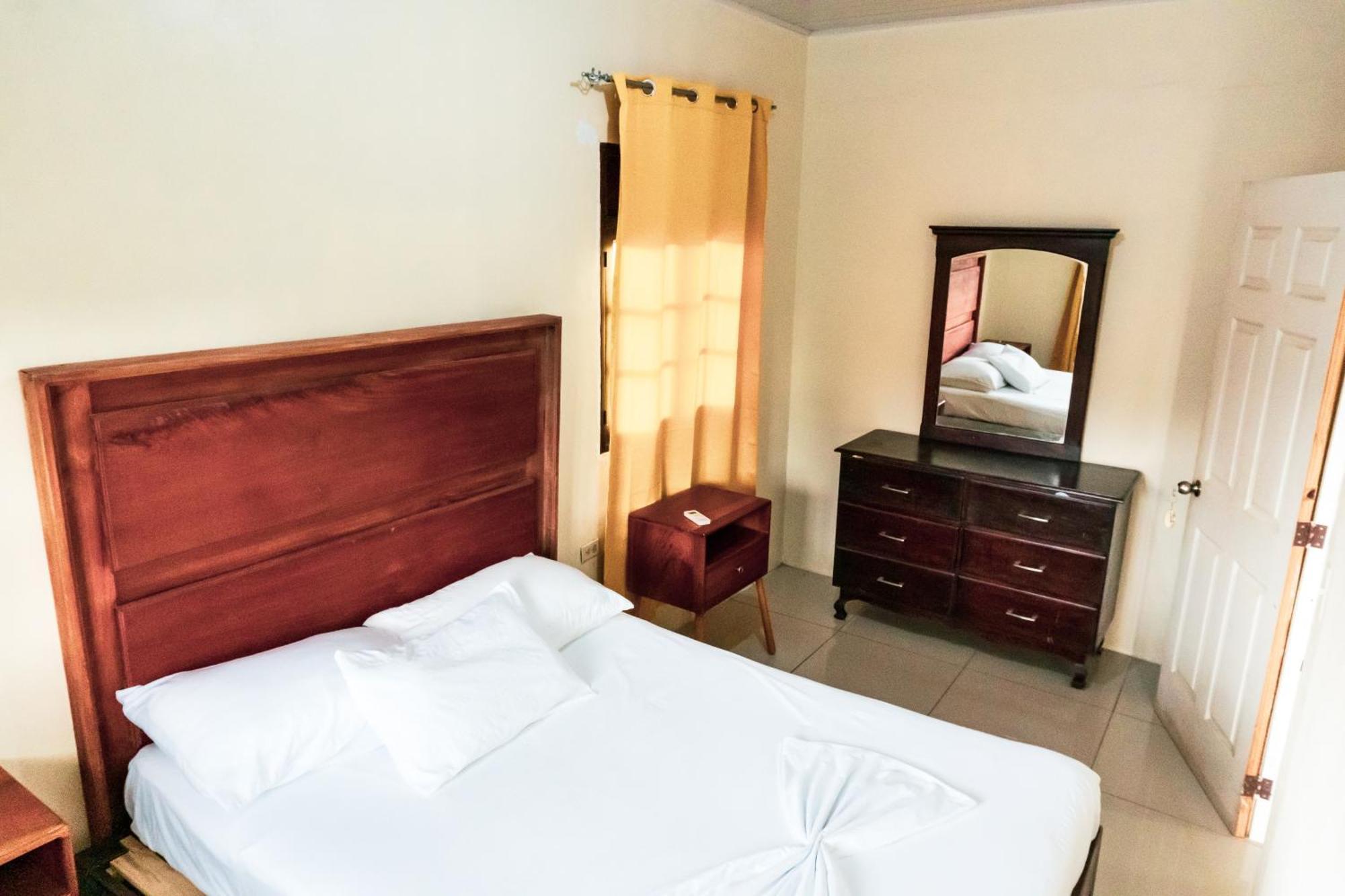 Hostal Eden Moyogalpa Extérieur photo