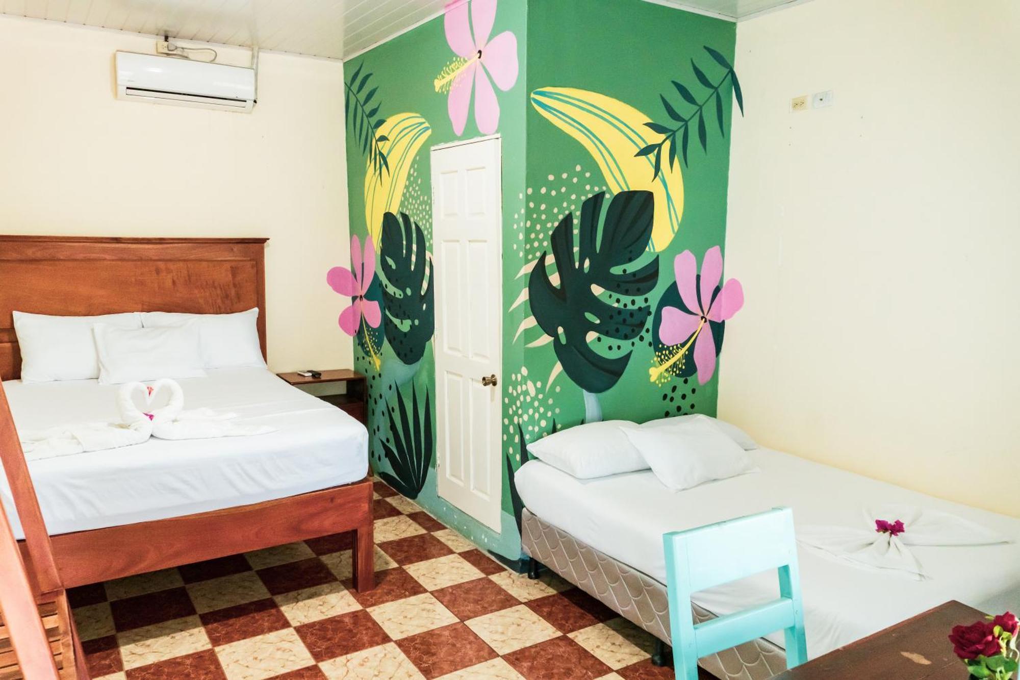 Hostal Eden Moyogalpa Extérieur photo