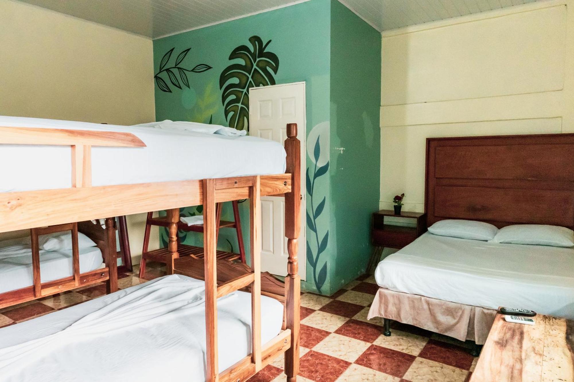 Hostal Eden Moyogalpa Extérieur photo