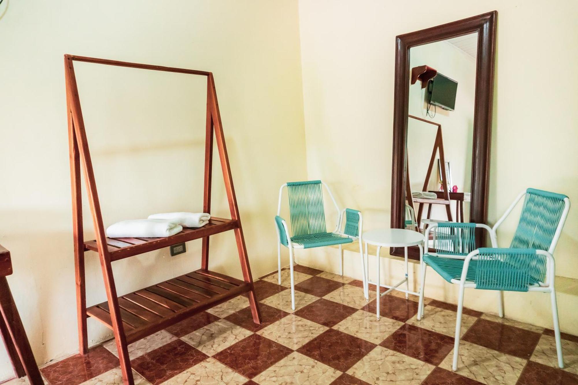 Hostal Eden Moyogalpa Extérieur photo