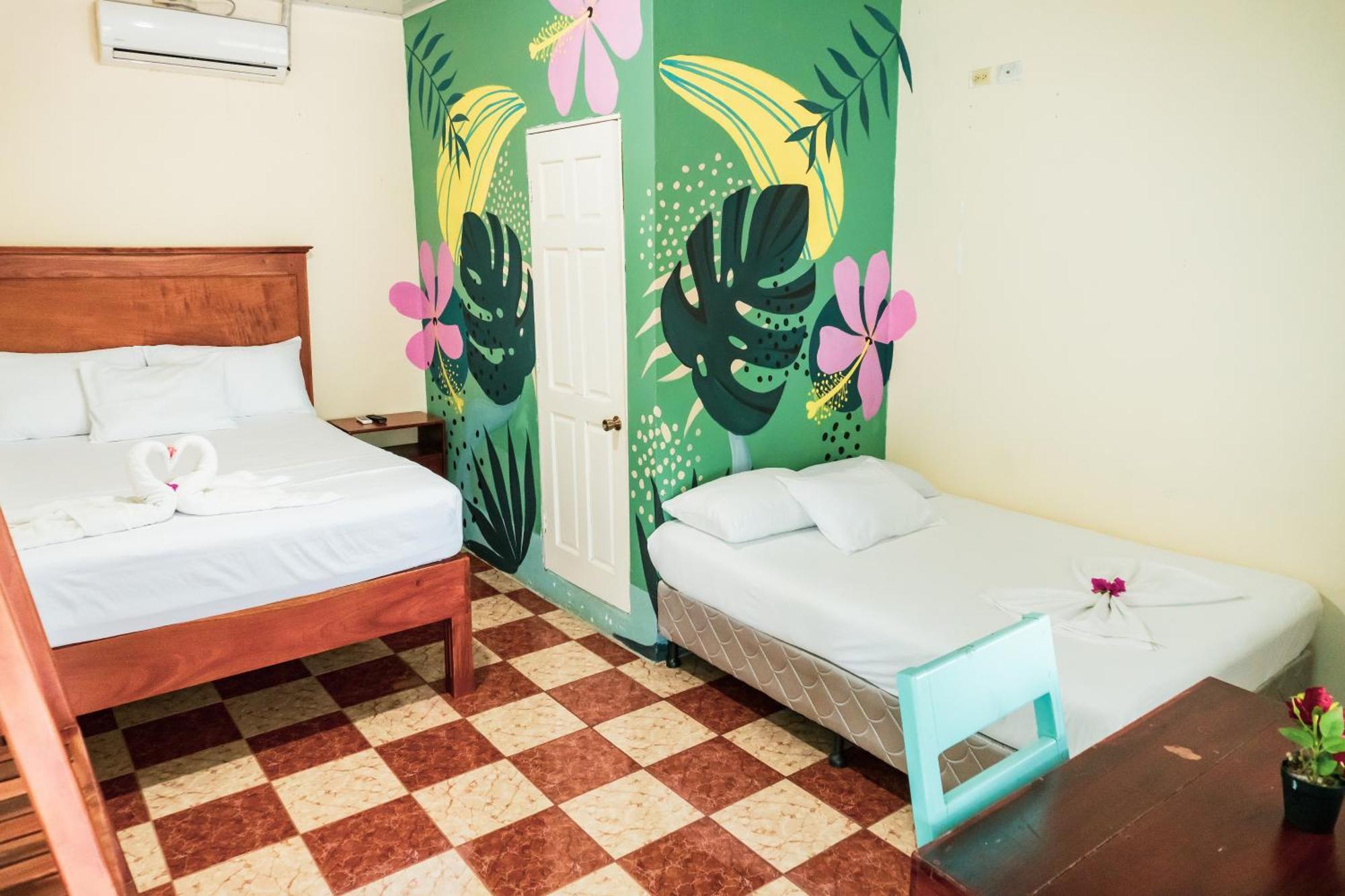 Hostal Eden Moyogalpa Extérieur photo